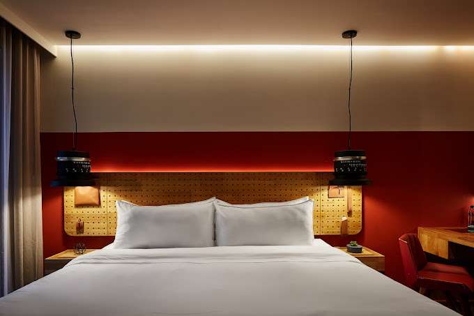 Click Clack Hotel