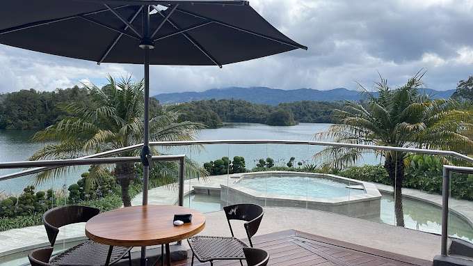 Hotel Tau House