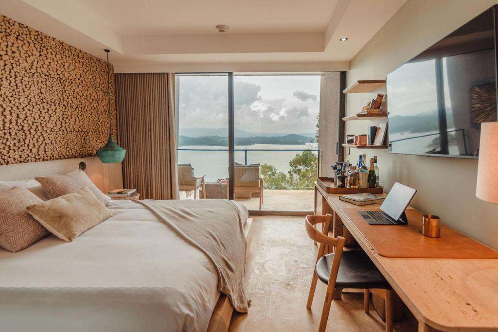 Luxe by the Charlee, by Marriott Hotels