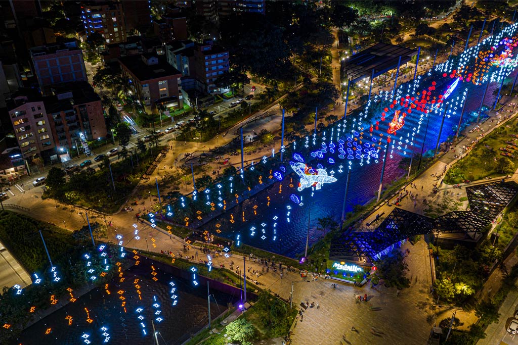 Medellin Christmas Lights Tour
